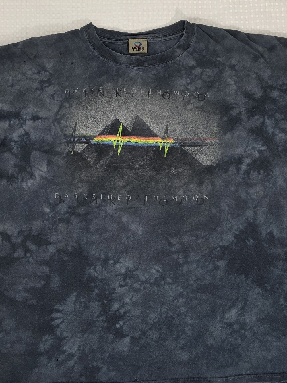 Thrashed Y2K Pink Floyd "Dark Side of the Moon" Liquid Blue Tie-Dye Tee. 2XL